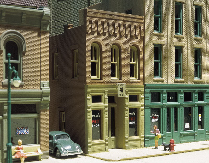 Design Preservation Models  HO KIT DPM Pam's Pet Shop - WOO20200