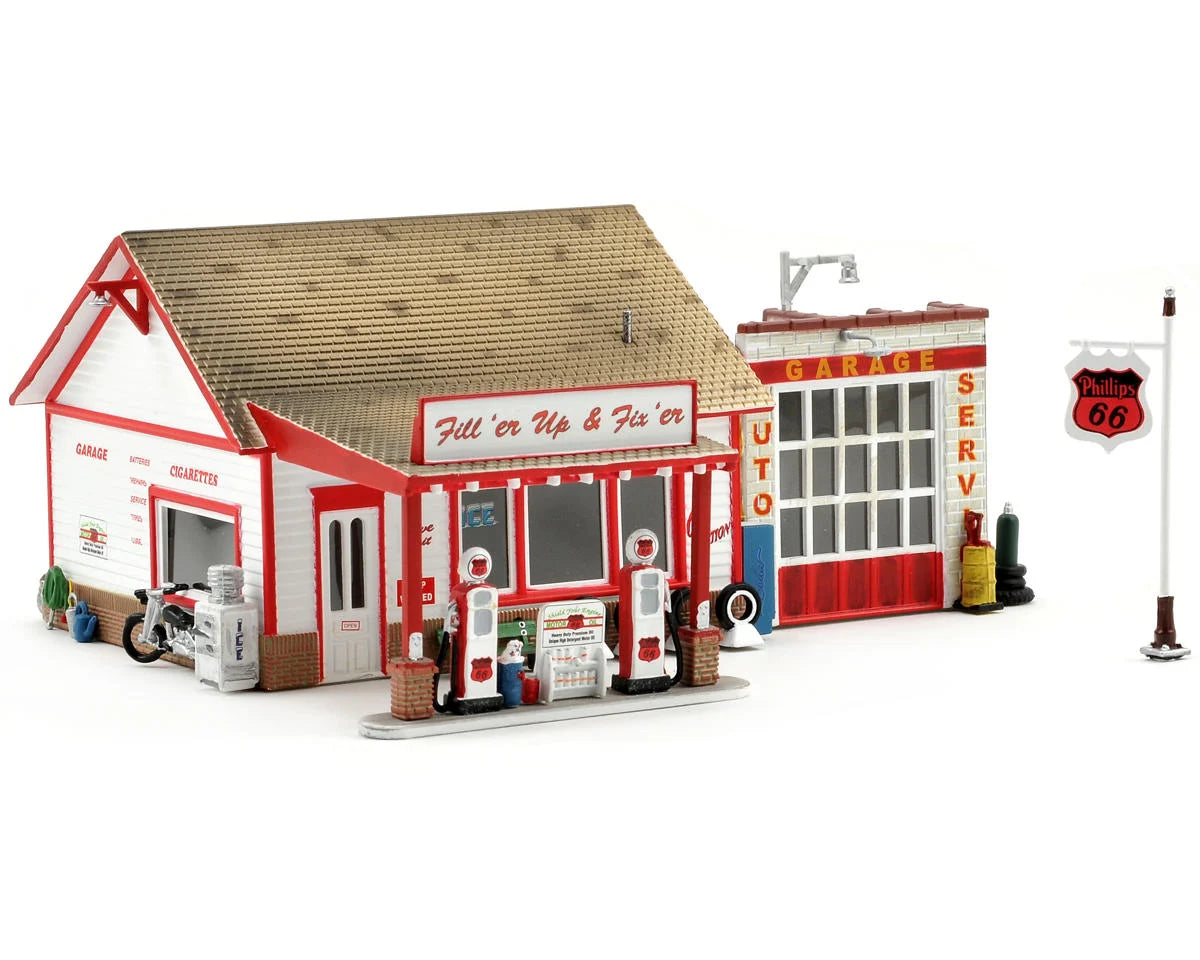 Woodland Scenics HO Scale: Fill'er Up & Fix'er Up - Built-&-Ready Landmark Structures(R) -- Assembled - 6-5/32 x 5-13/62" 15.6 x 13.2cm - WOOBR5025