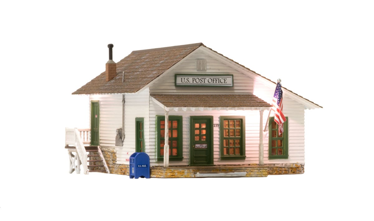 Woodland Scenics HO Scale: Letters, Parcels & Post - Built & Ready(R) Landmark Structures(R) -- 4-1/8 x 4-3/32 x 2-3/4" 10.4 x 10.3 x 7cm - WOOBR5063