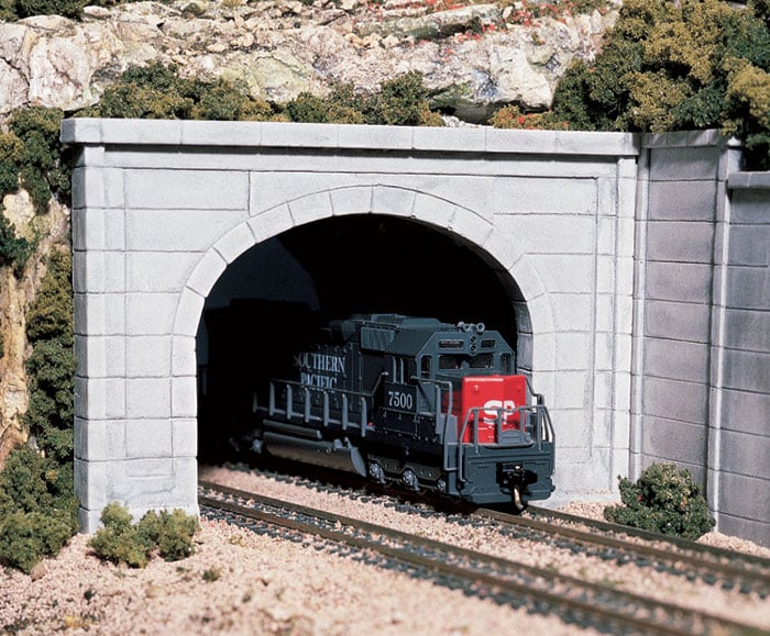 Woodland Scenics N Double Tunnel Portal, Concrete (2) - WOOC1156