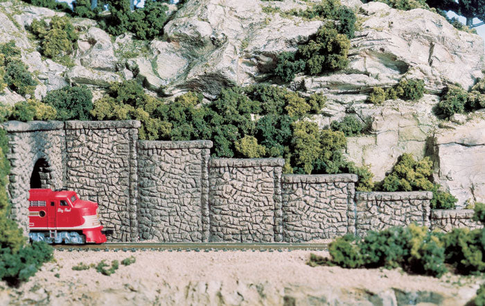 Woodland Scenics N Retaining Wall, Random Stone (6) - WOOC1161