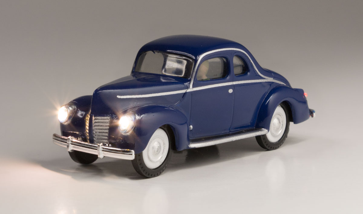 Woodland Scenics HO Just Plug Blue Coupe - WOOJP5598