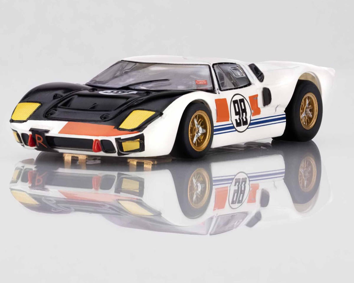 AFX Collector Series 1966 Ford GT40 Mk II Daytona #98 HO Slot Car