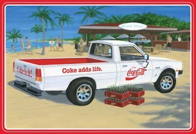 AMT 1982 Dodge Ram D-50 Pickup Coke 1:25 - AMT1306M