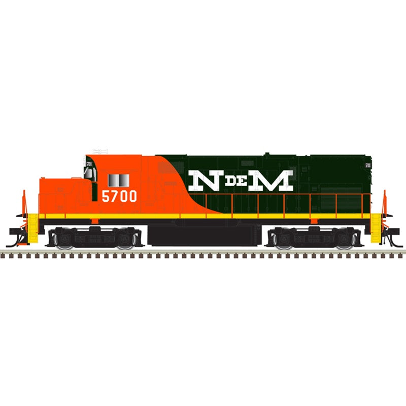 Atlas HO Alco C420 Low Nose - Standard DC - Master(R) Silver -- Nacionales de Mexico #5700 (vermillion, green, white)