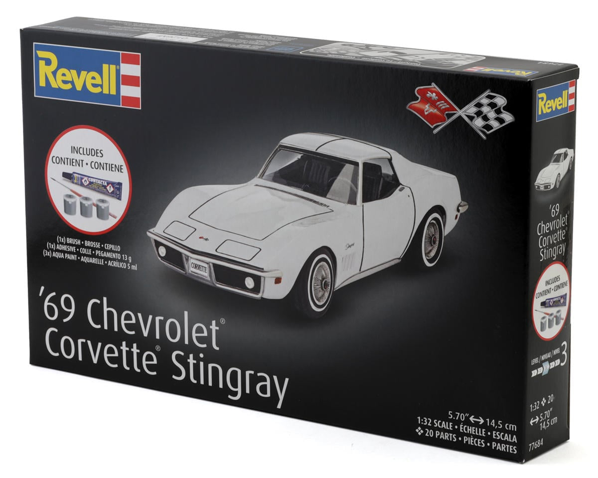 Revell 1/32 1969 Chevrolet Corvette Stingray Plastic Model Kit