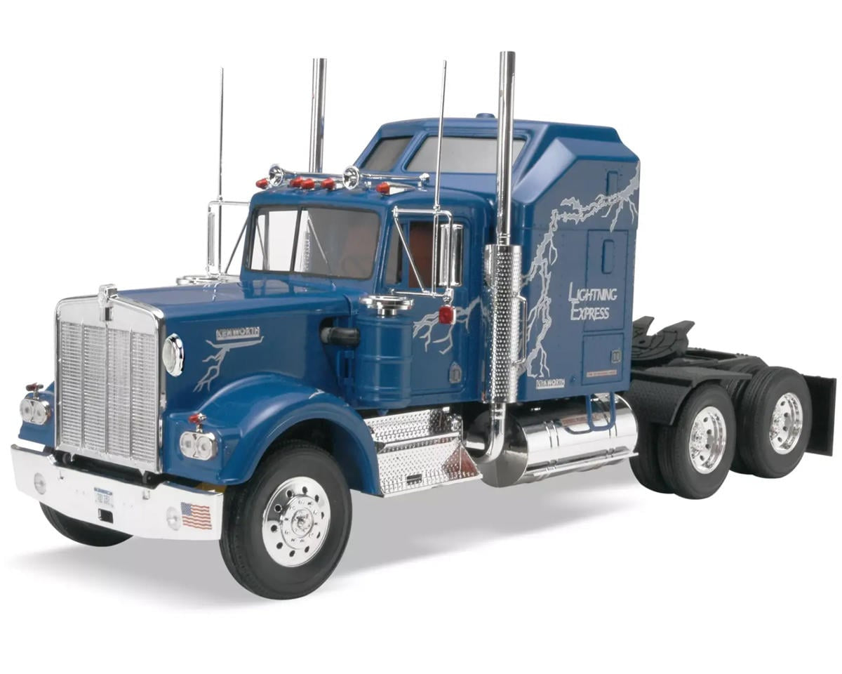 Revell 1/25 Kenworth W900 Semi Tractor Model Kit