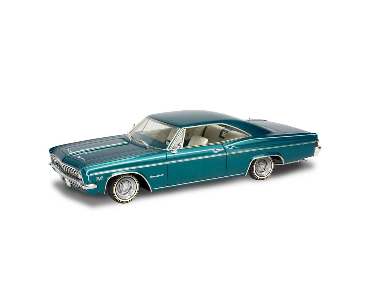 Revell 1/25 66' Chevy Impala SS 396 2n1 Model Kit