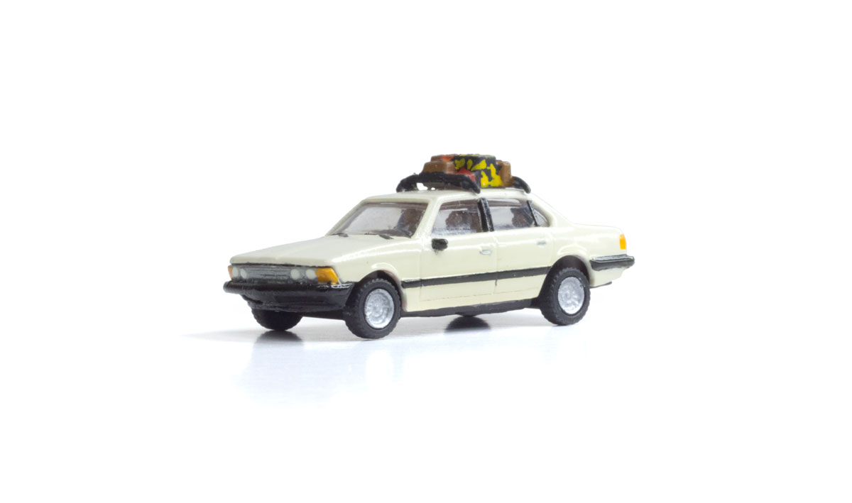 Woodland Scenics HO Family Vacation Sedan - WOOAS5370